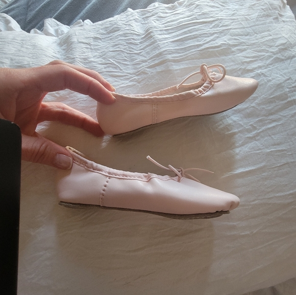 Danskin Ballet shoes - Picture 11 of 11